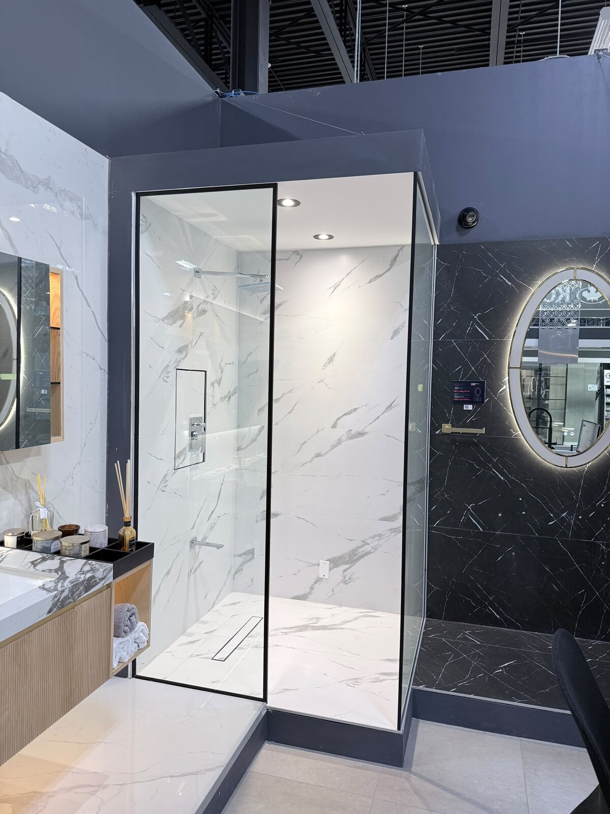 AVEMONT showroom dual vanity display